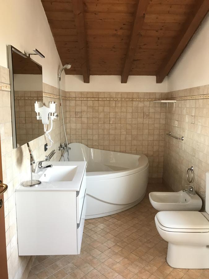 Color House Malpensa B&B 卡萨诺玛纳格 外观 照片